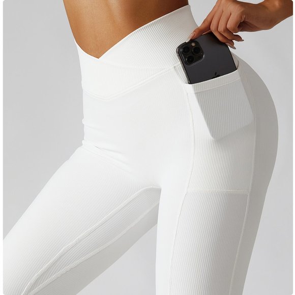 The Body Leggings - Picture 1 of 5